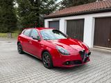 Alfa Romeo Giulietta Sport  1. Hand/Bose/Navi/Carbon/Xenon - Alfa Romeo Giulietta in München