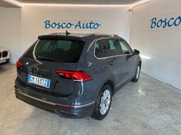 Volkswagen Tiguan - 9