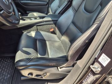 Volvo XC90 - 8