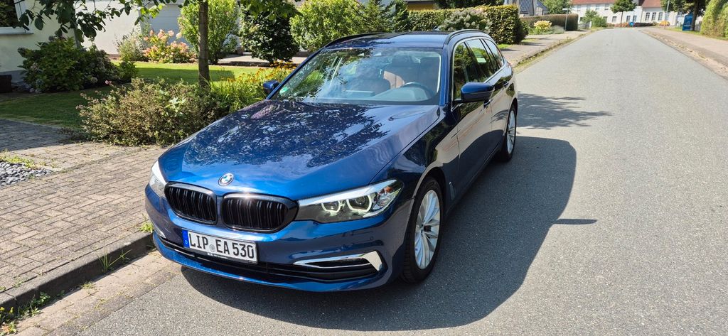 Image of BMW 530