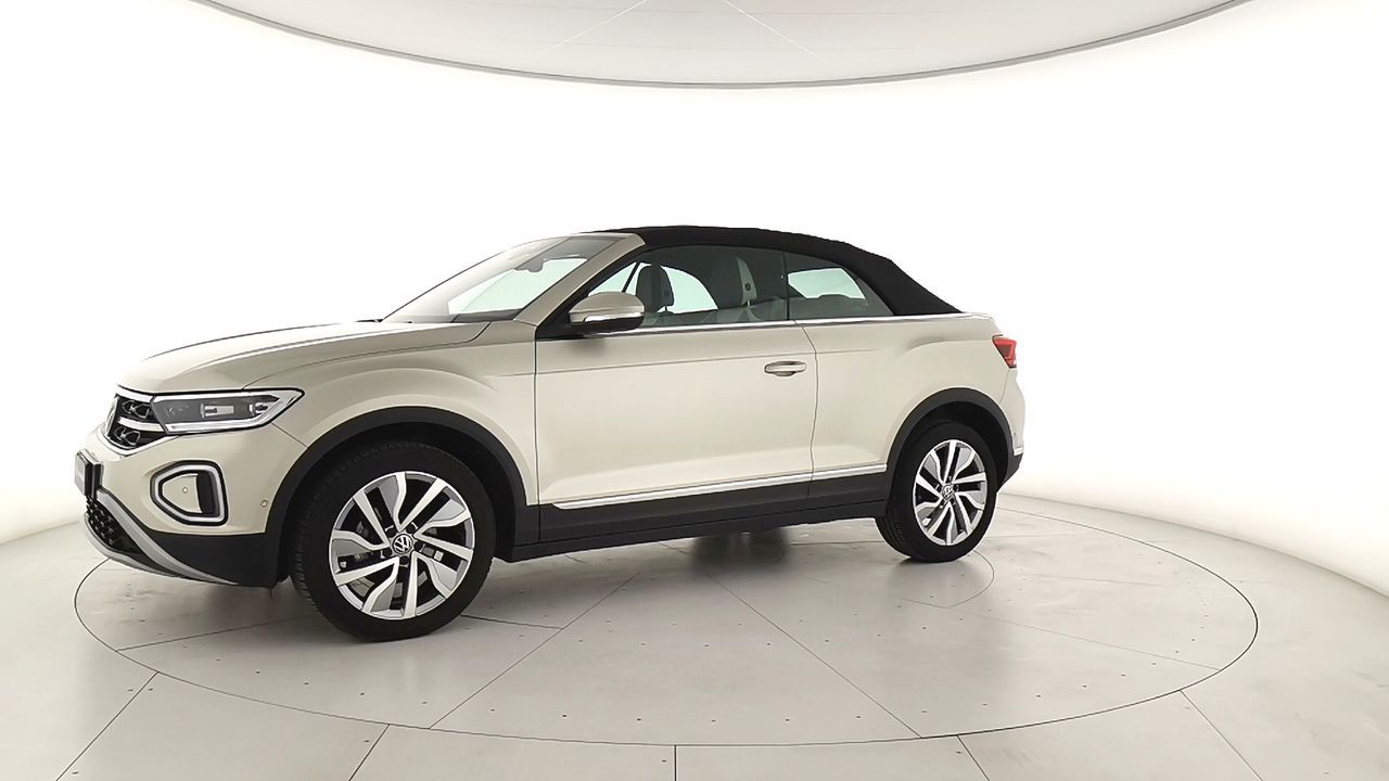 Volkswagen VOLKSWAGEN T-Roc I 2022 Cabriolet - T-Roc Cabrio imagem 2