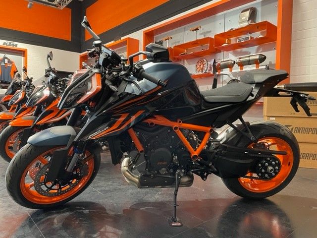 KTM 1290 Super Duke R Evo