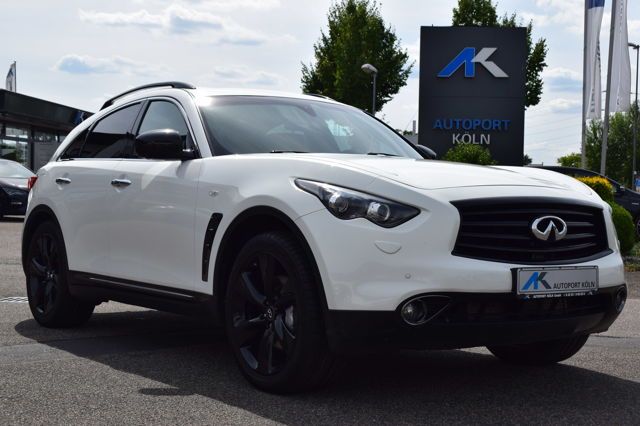 Infiniti QX70 3.0d MOTORSCHADEN