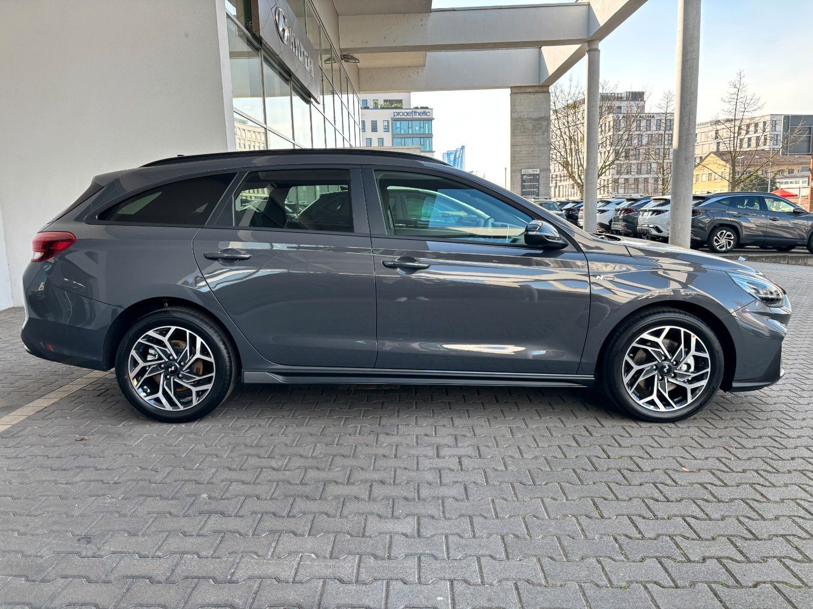 Fahrzeugabbildung Hyundai i30 cw 1.6 T-GDI N Line Kamera,LED,Navi,SHZ,PDC