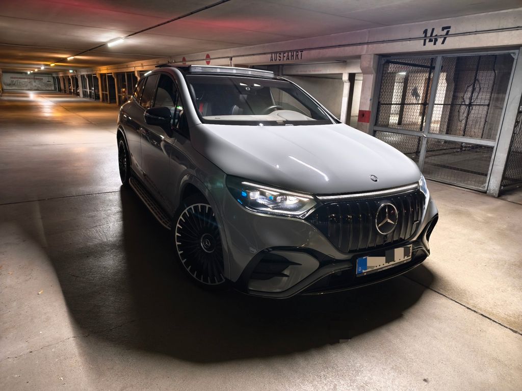 Image of Mercedes-Benz EQE SUV