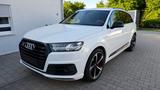 Audi SQ7 Panorama/Bose/Carbon/Luftfahrwerk/AHK - weiße Audi SQ7