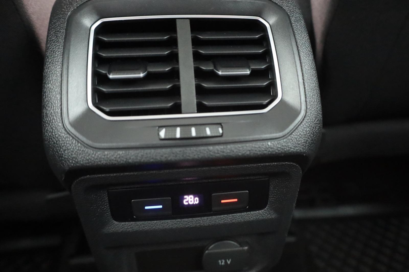 Volkswagen Tiguan 1.4 TSI Comfortline LED AHK Kamera ACC
