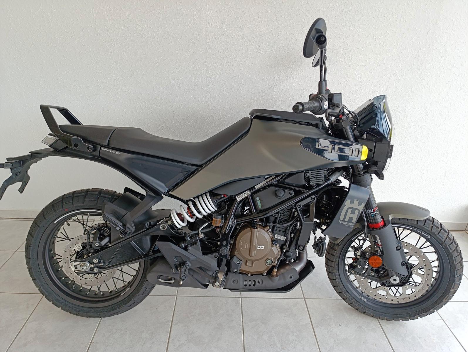 Husqvarna Svartpilen 401 2025