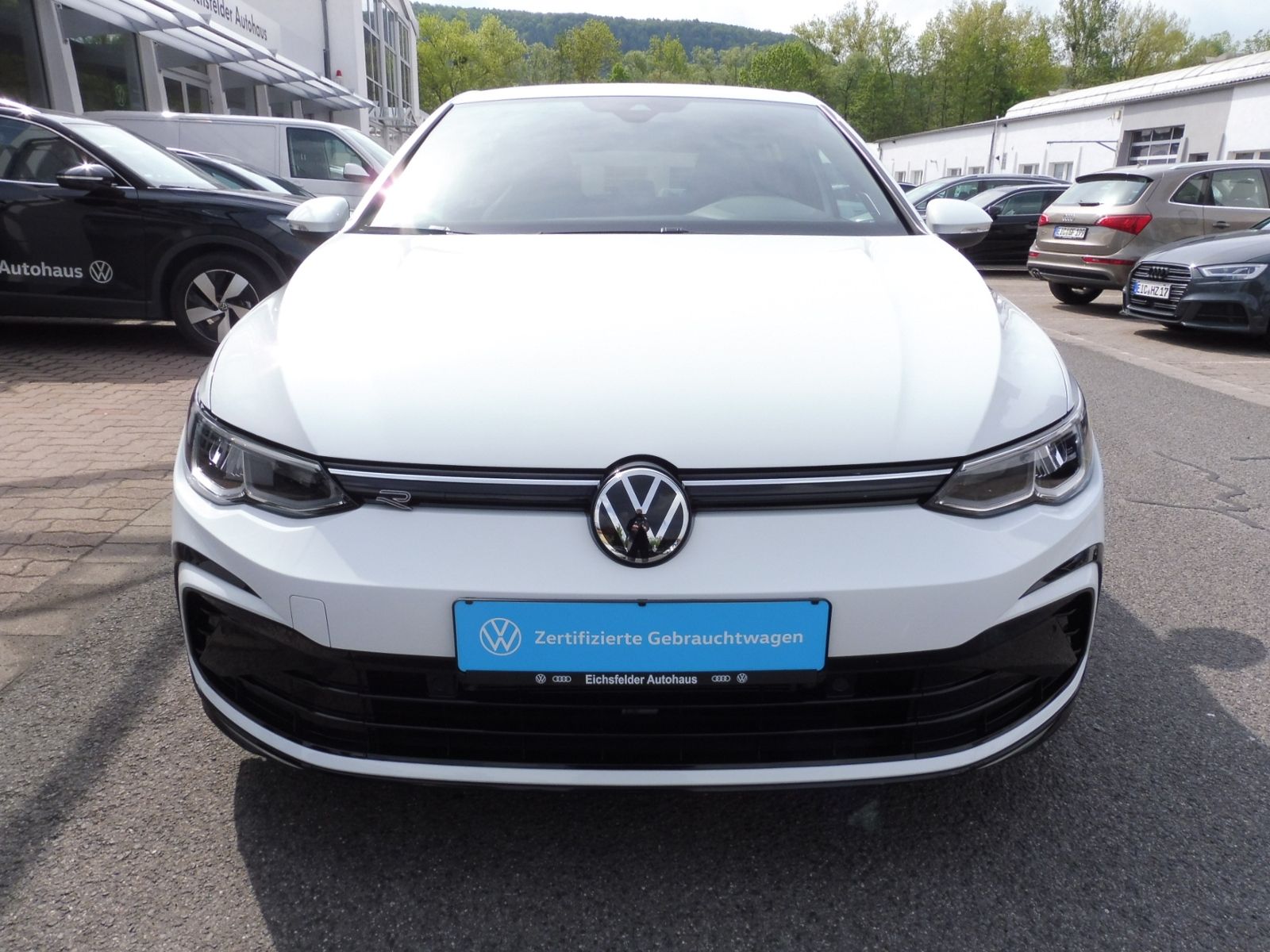 Volkswagen Golf VIII 1.5 eTSI 7DSG R-Line foto 4