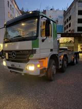 Mercedes-Benz Actros 3241