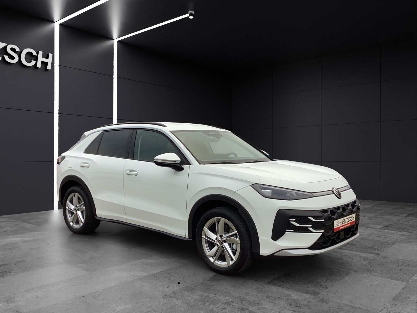 Fahrzeugabbildung Volkswagen T-Roc Life eTSI DSG LED+ ACC SH RearView Ambient