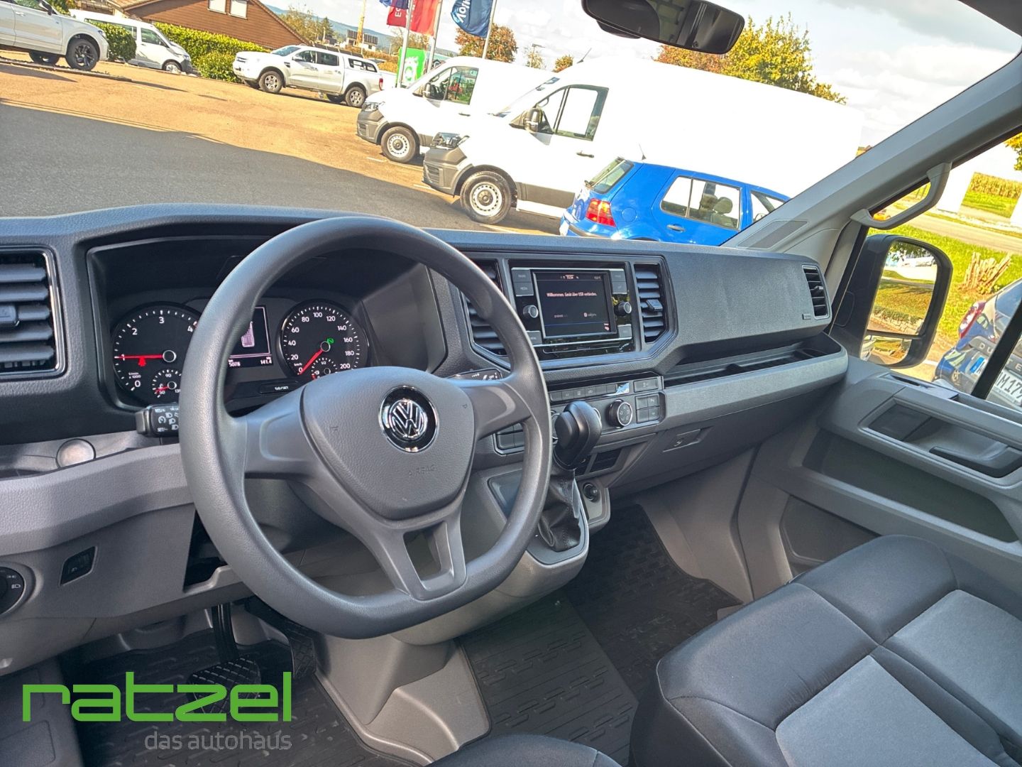 Fahrzeugabbildung Volkswagen Crafter 35 Kasten HD Autom. Klima+Kamera+Flügelt