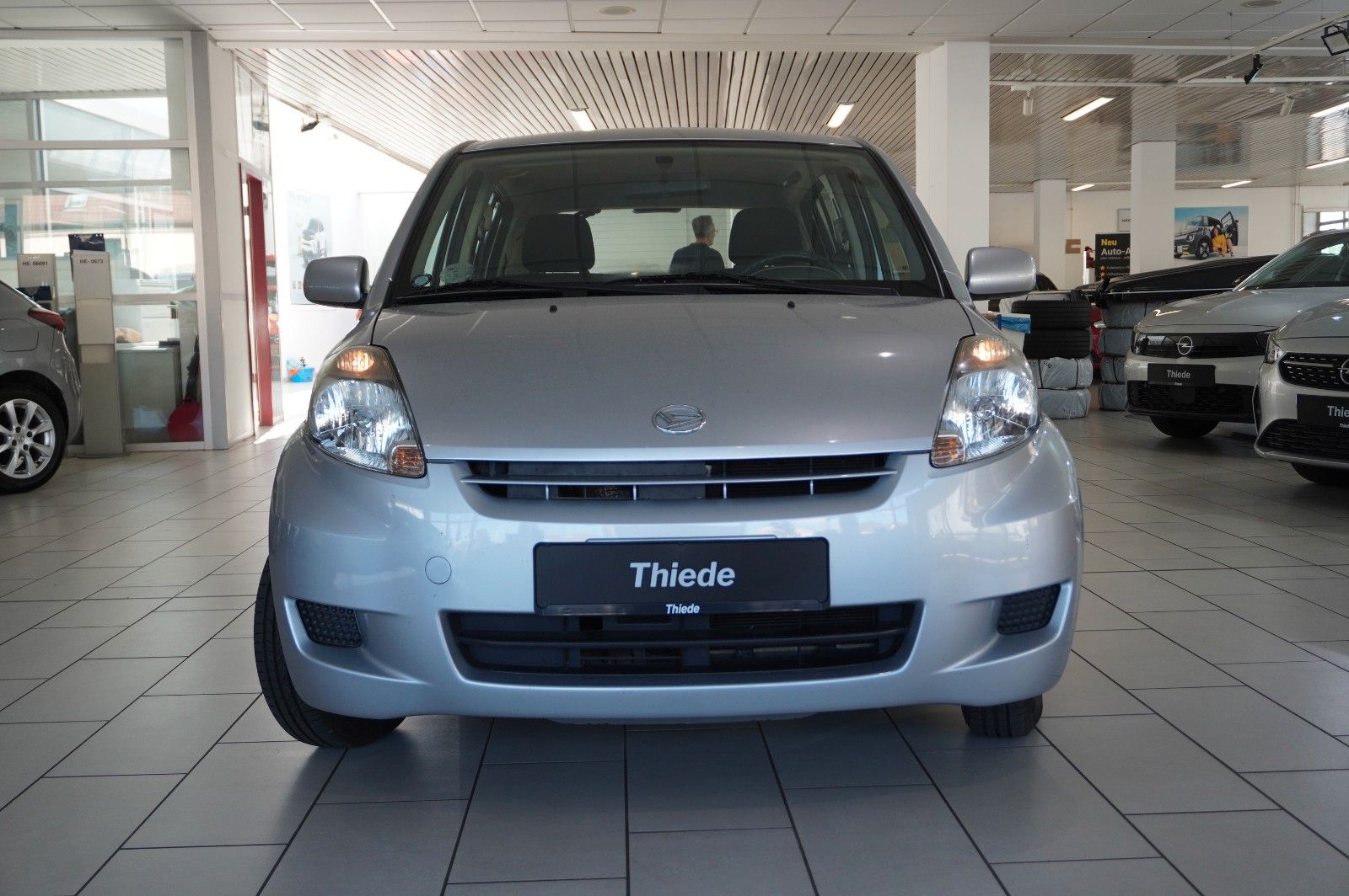 Fahrzeugabbildung Daihatsu Sirion 1.0 5-TÜR KLIMA/CD/AUX/8-FACH/TÜV