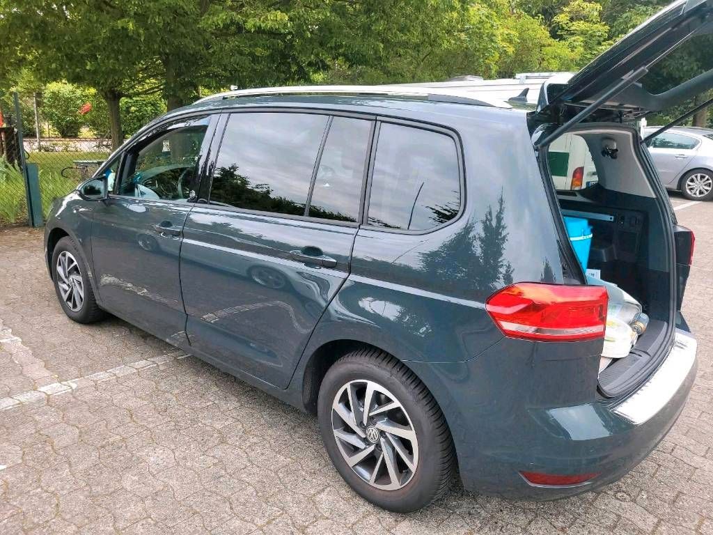 Image of Volkswagen Touran