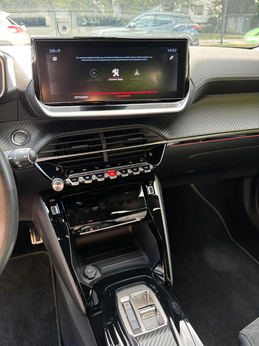 Peugeot 2008 GT  *TÜV*LED*360° KAMERA*