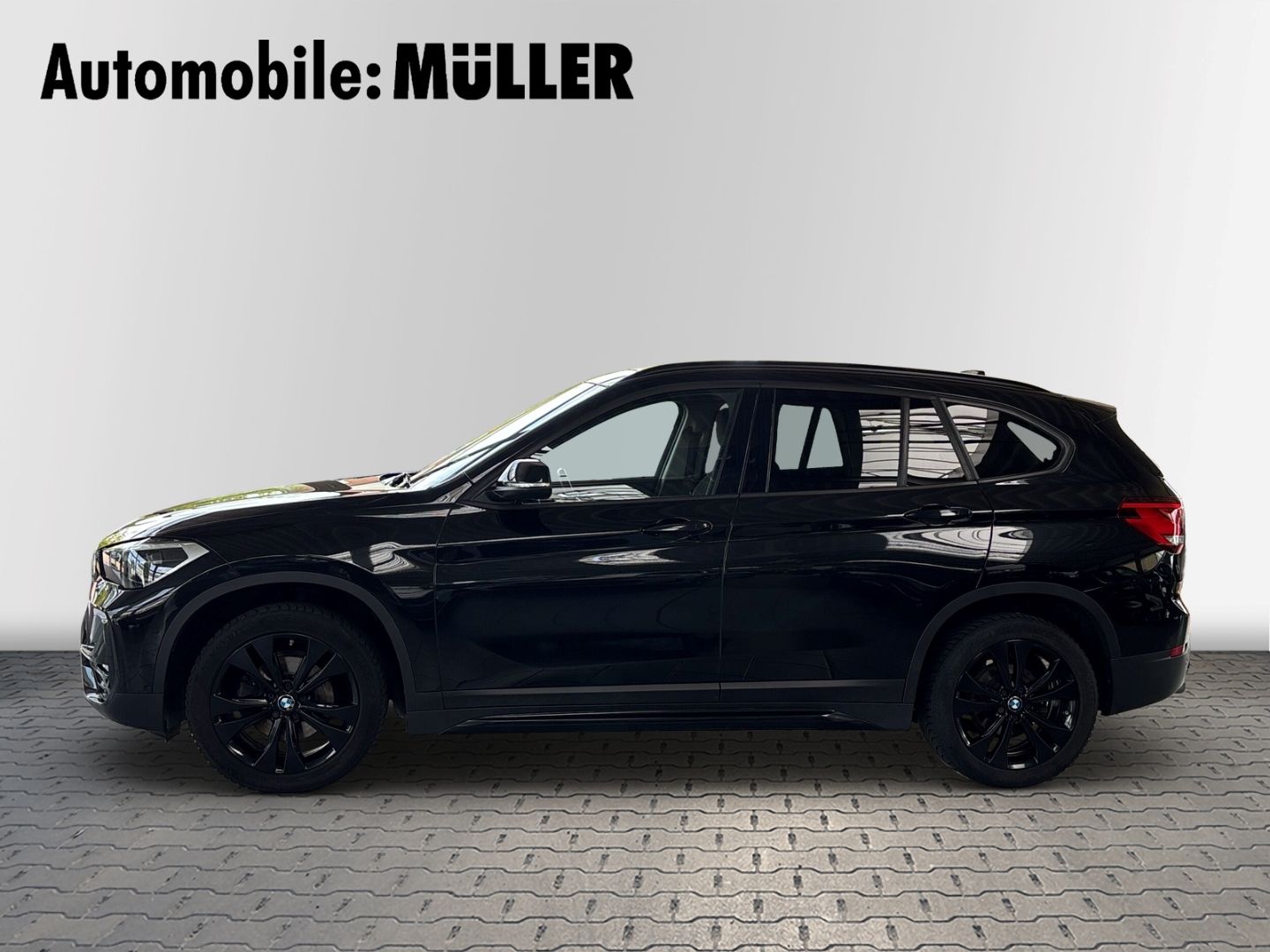 BMW X1 sDrive 18d SportLine+Panodach+LED+HIFI+DAB+ foto 7