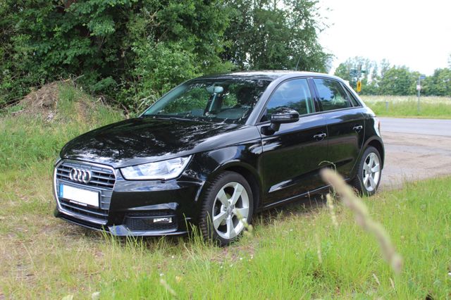 AUDI A1 1.0 TFSI ultra Sportback -