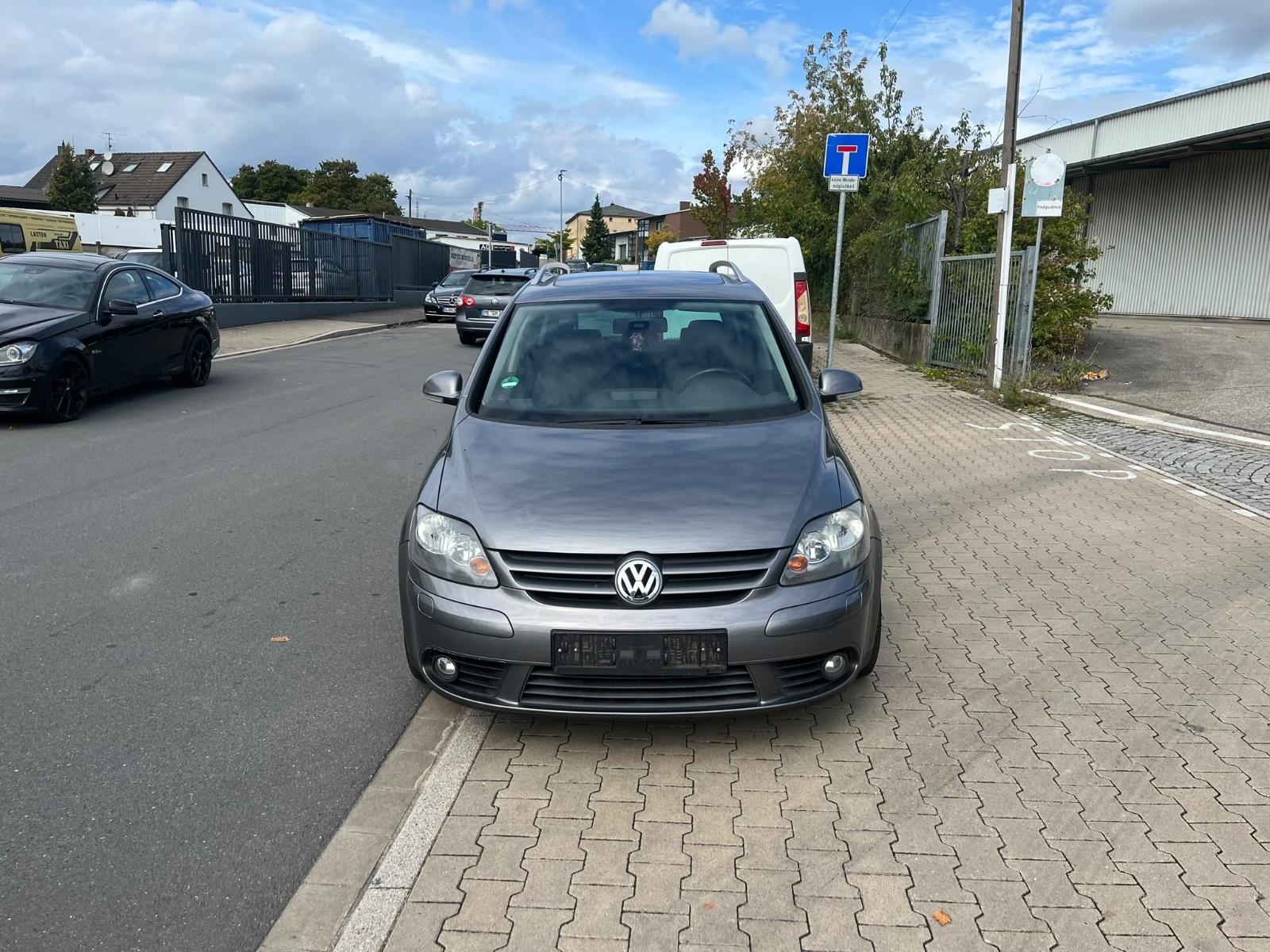 Volkswagen Golf Plus 2008 — interior
