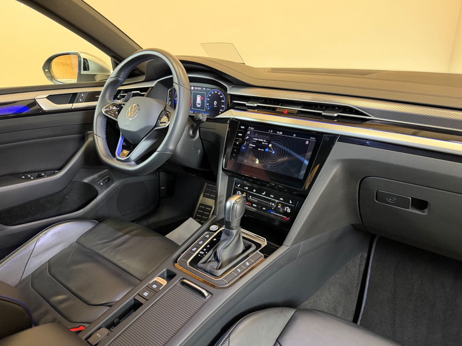 Volkswagen Arteon SB R 4Motion/PANO/AHK/IQ-Light/HUD/R-KAM foto 21