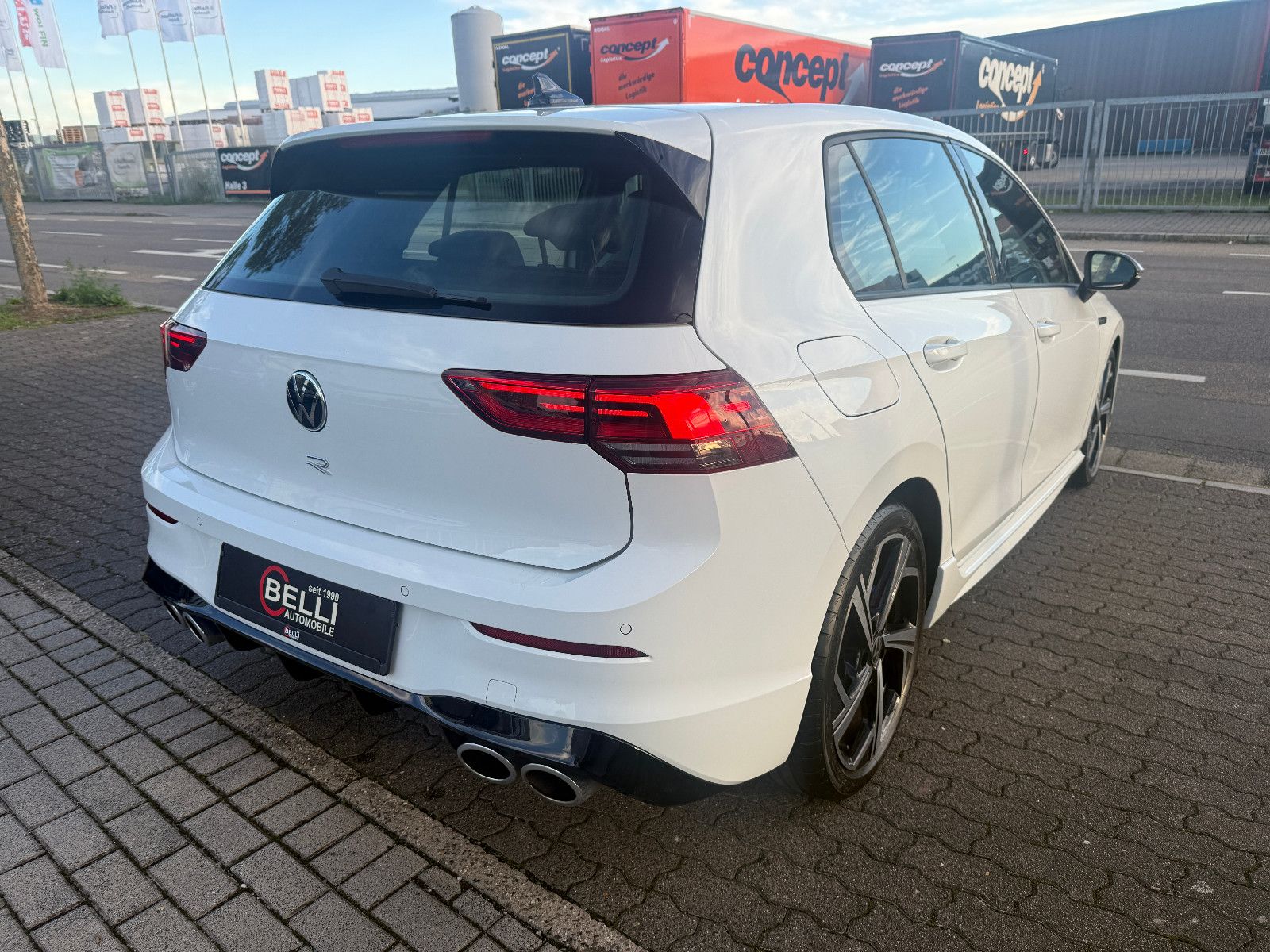 Volkswagen Golf VIII Lim. R 4Motion LED foto 5