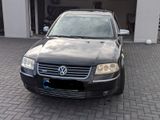 Volkswagen Passat 4.0 W8 tiptronic 4motion W8 - Volkswagen Passat aus 2002: W8