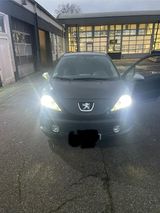 Peugeot 207 DIESEL - Peugeot 207 aus 2009 mit Diesel-Antrieb