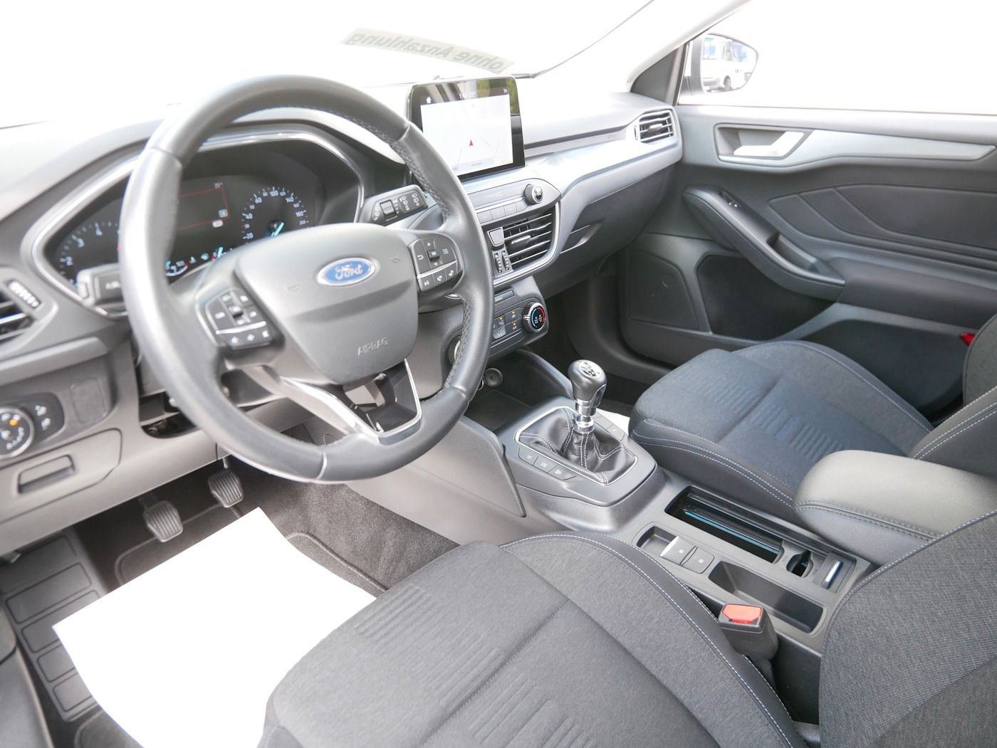 Fahrzeugabbildung Ford Focus 1.0 EcoBoost Active 1.Hand NAVI PDC Klima