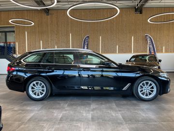 BMW 520 Touring 520 d *1.HAND*HUD*NAVI*KAM*LED*AHK*