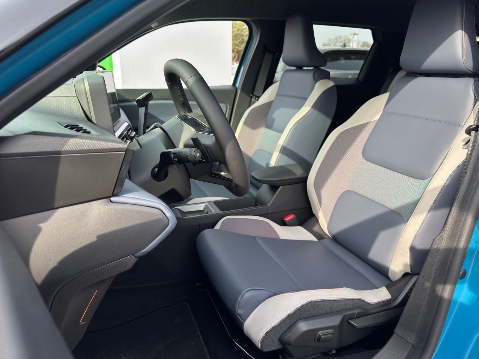 Fahrzeugabbildung Nissan Micra BEV Evolve 52 kWh*RFK*Wärmepumpe