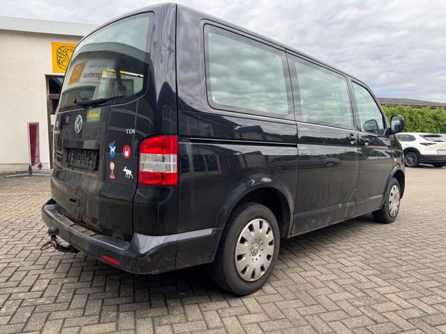 Fahrzeugabbildung Volkswagen T5 Caravelle 8 Sitze Klimaautomatik 1.9 TDI