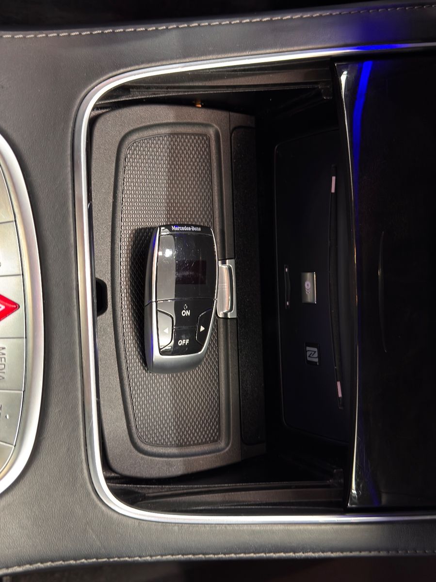 Fahrzeugabbildung Mercedes-Benz S 63 AMG 4Matic L|AMG DRIVERS|LANG|TV|VOLL