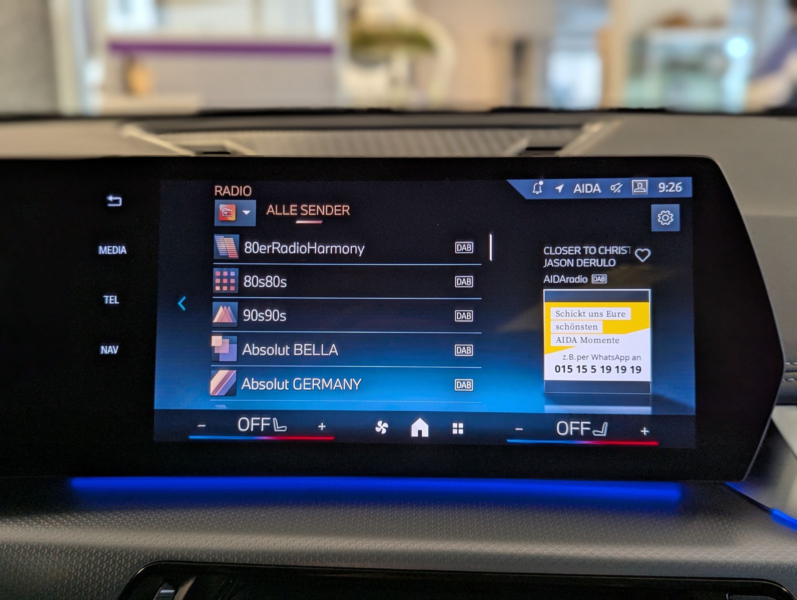 BMW X1 18d sDrive M-Sport Travel-Paket Pano Cam AHK - Image 32