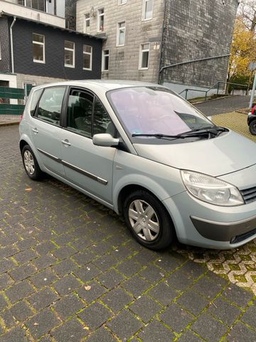 Renault Scenic Benziner