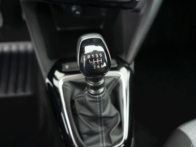 Corsa F FACELIFT+RÜCKFAHRKAMERA+SITZ-/LENKRADHEI