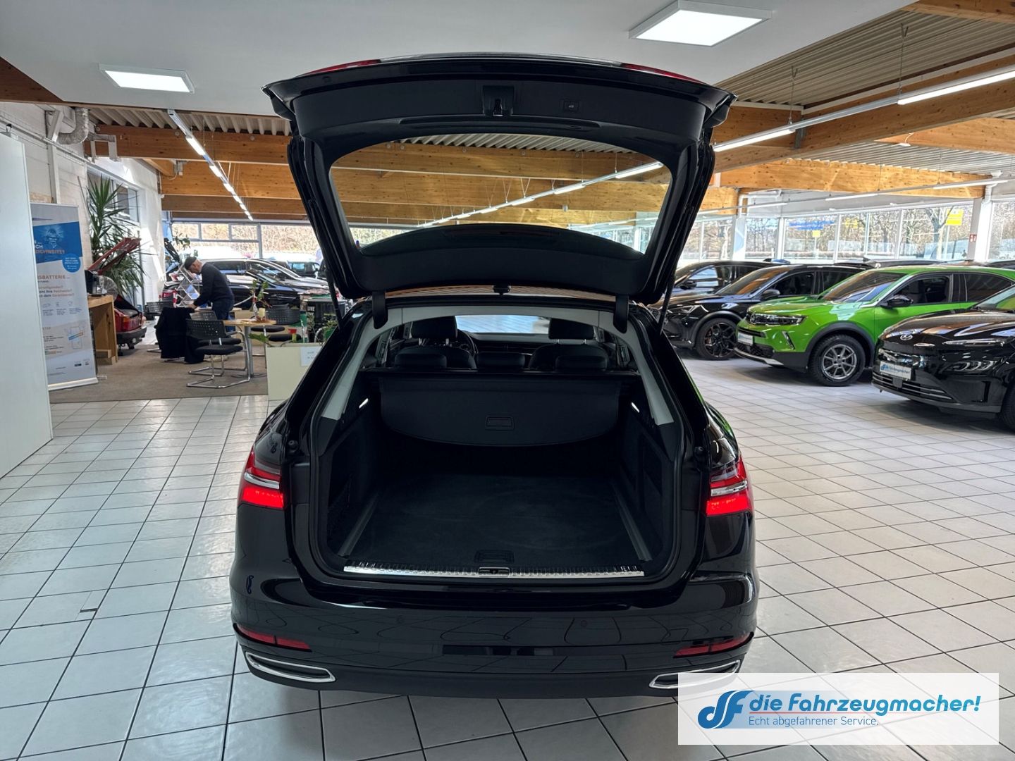 Fahrzeugabbildung Audi A6 Avant 40 TDI Navi LED ACC El. Heckklappe Meh