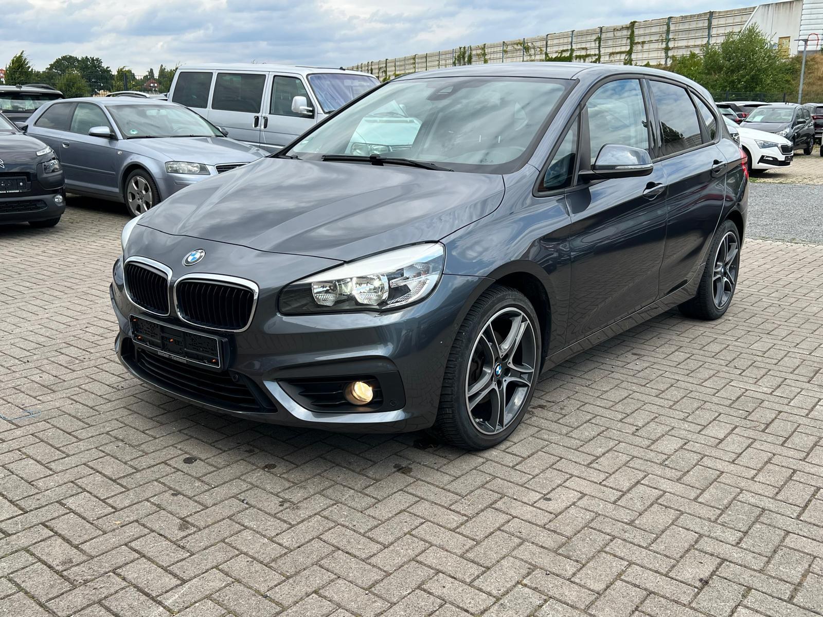 BMW 218 ActiveTourer Advantage Navi Klima AHK Allwet