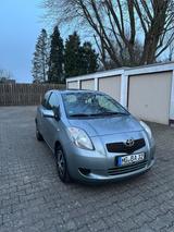 Toyota Yaris 1,0-l-VVT-i Luna Luna - Toyota Yaris Luna mit Benzin-Antrieb