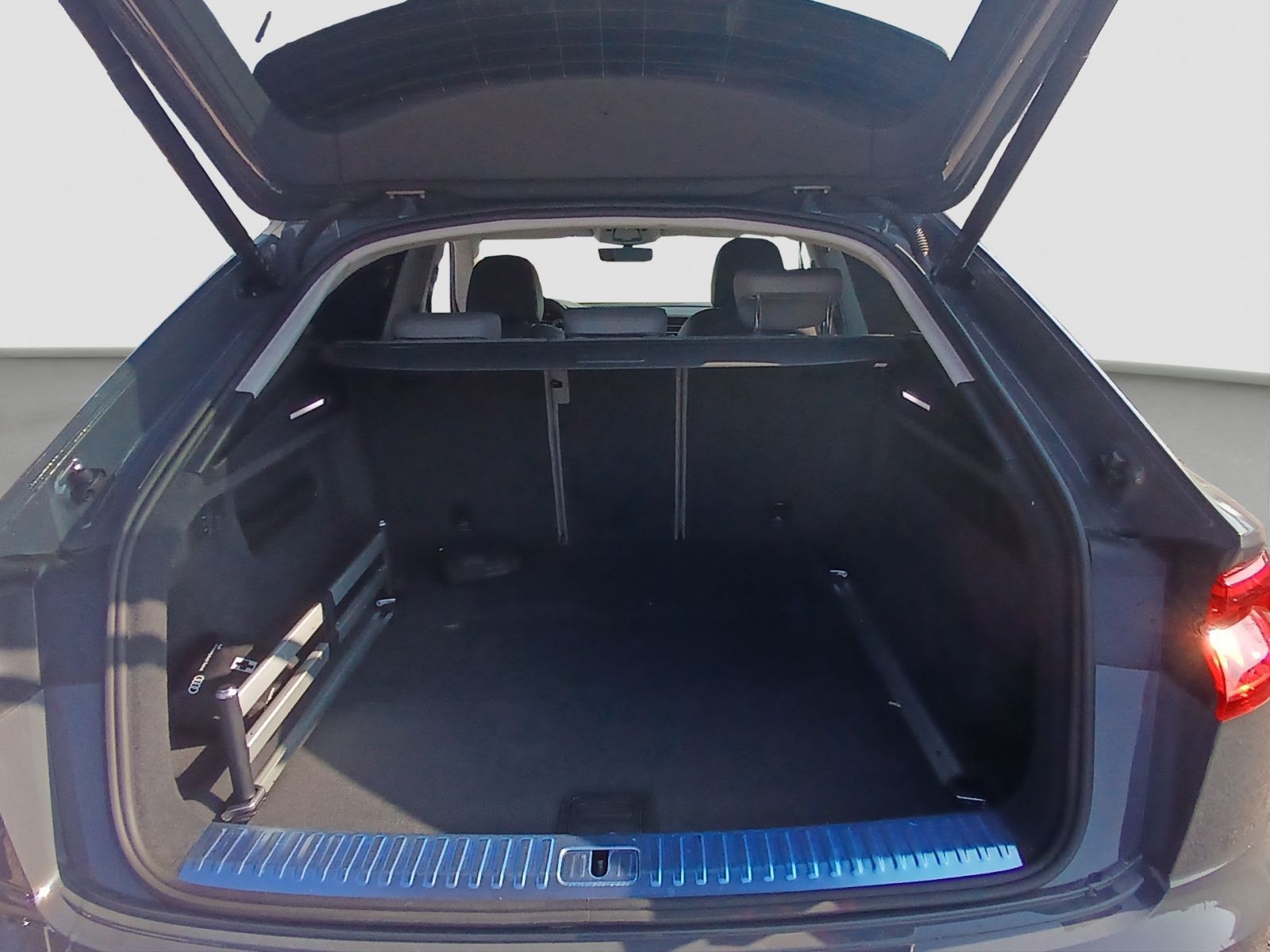 Audi Q8 - Bild 14