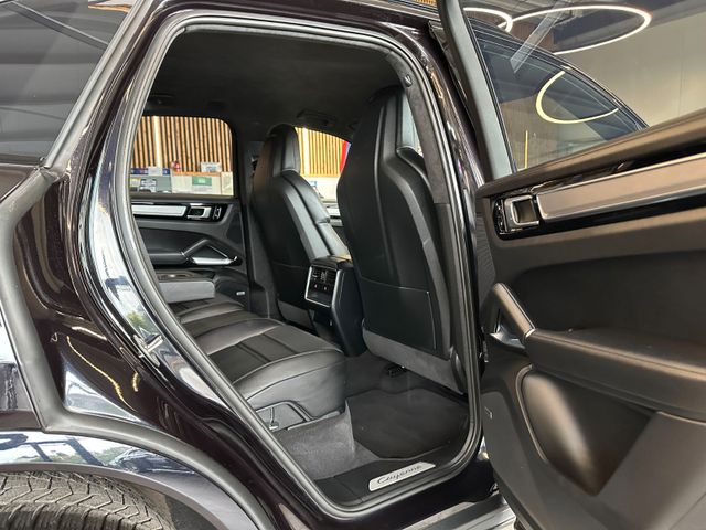Porsche Turbo *Matrix LED*360°*Keyless*Memory*VOLL*