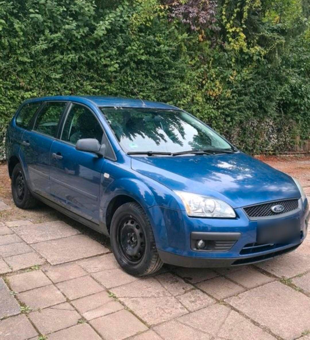 Ford Focus 2006 — салон