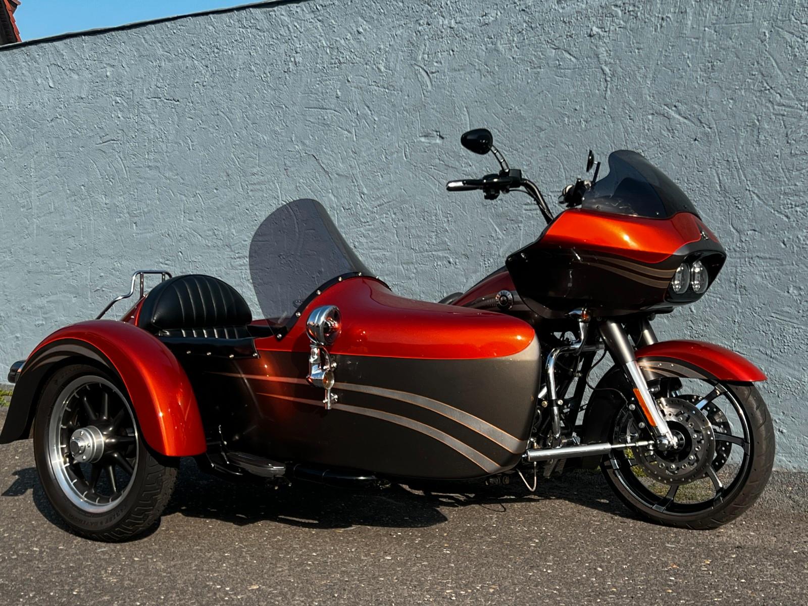 Harley-Davidson FLTRXSE2 ROAD GLIDE CVO GESPANN*KLAPPENAUSPUFF*