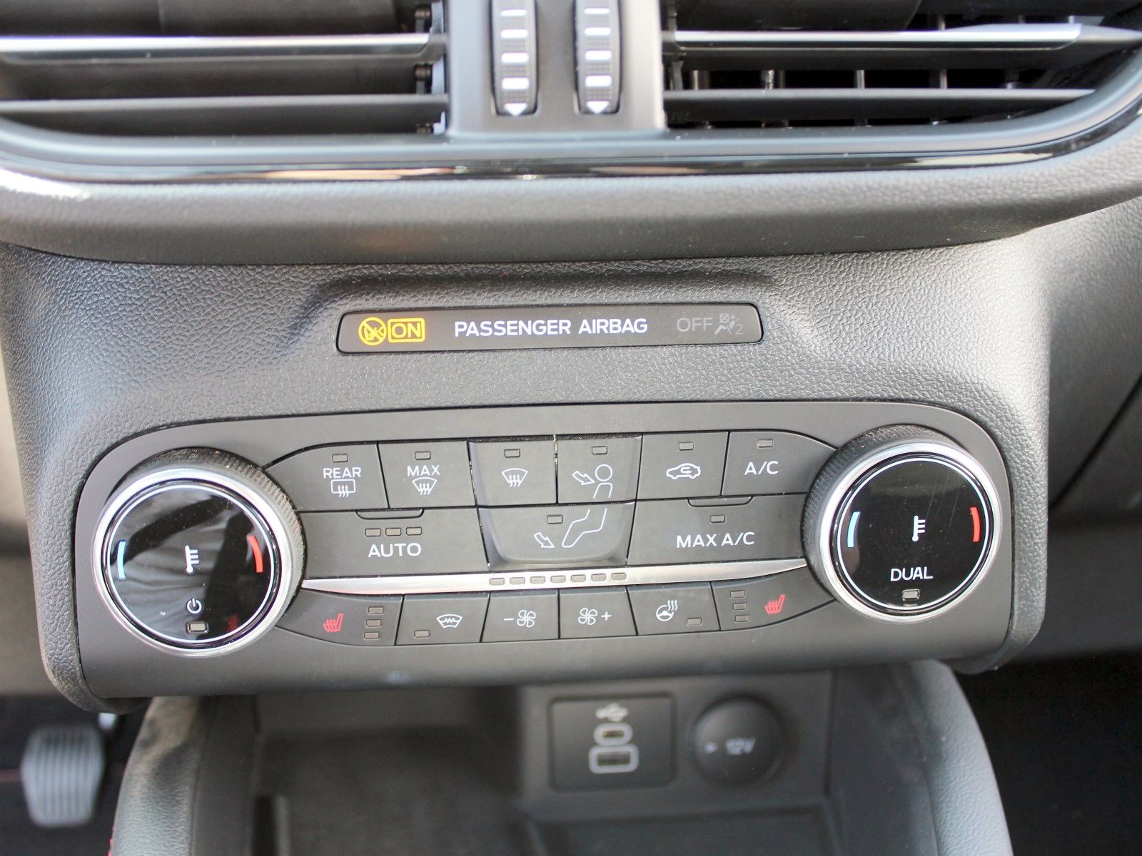 Fahrzeugabbildung Ford Kuga ST-Line X Start/Stopp