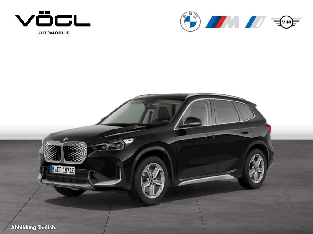 BMW iX1