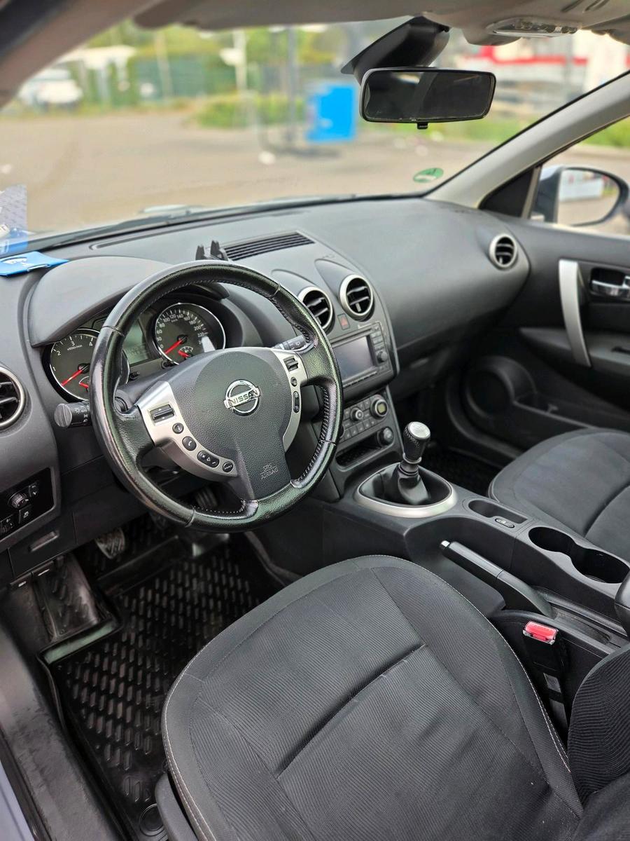 Nissan Qashqai+2 2010 — photo 6