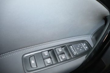 Fotografie des Mercedes-Benz T-Klasse T 180 Automatik Edition