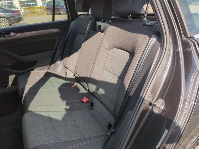 Passat Variant 2.0 TDI DSG SHZ NAVI ACC LED AHK