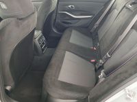 BMW 330 - Vorschau Bild 12