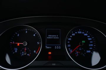 Volkswagen Passat - 6