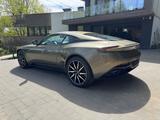Aston Martin DB11 5.2 V12 - like new, second owner  - Aston Martin DB11: V12