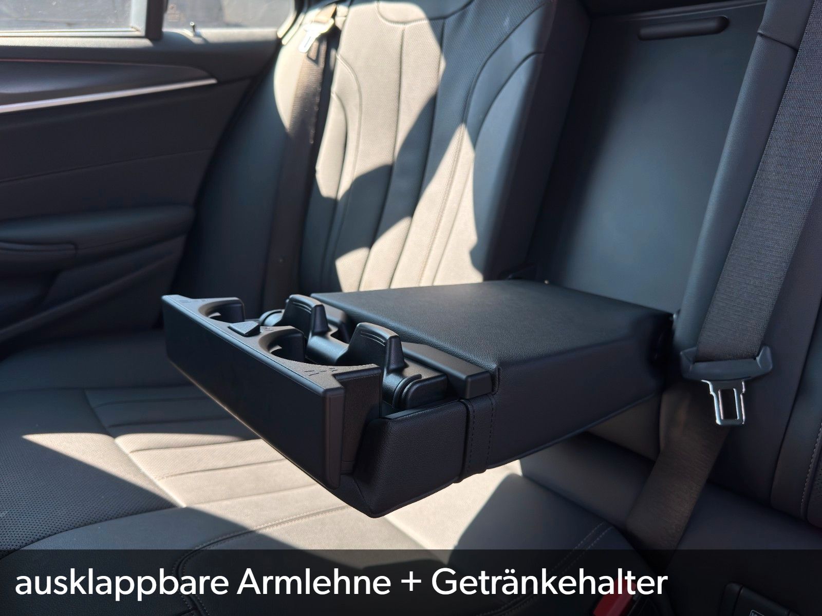 Fahrzeugabbildung BMW 530d M Sport Aero Shadow LED CAM Klim-4Z CarPlay
